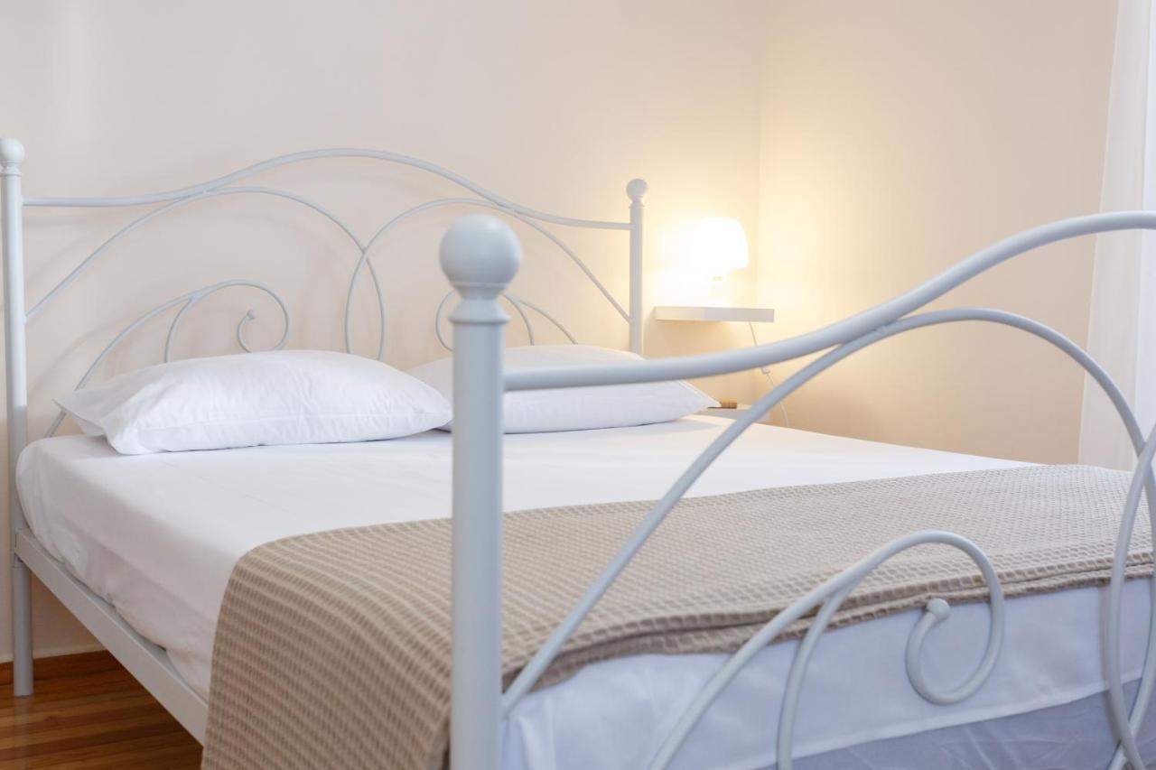 Centro Home كالاماتا المظهر الخارجي الصورة